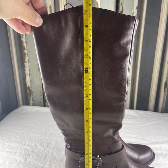 Style & Co Women’s Marlies Brown Leather Boots - Picture 3 of 10